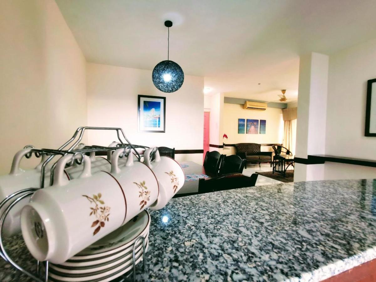 Appartement Dsavoy Afamosa Melaka Extérieur photo