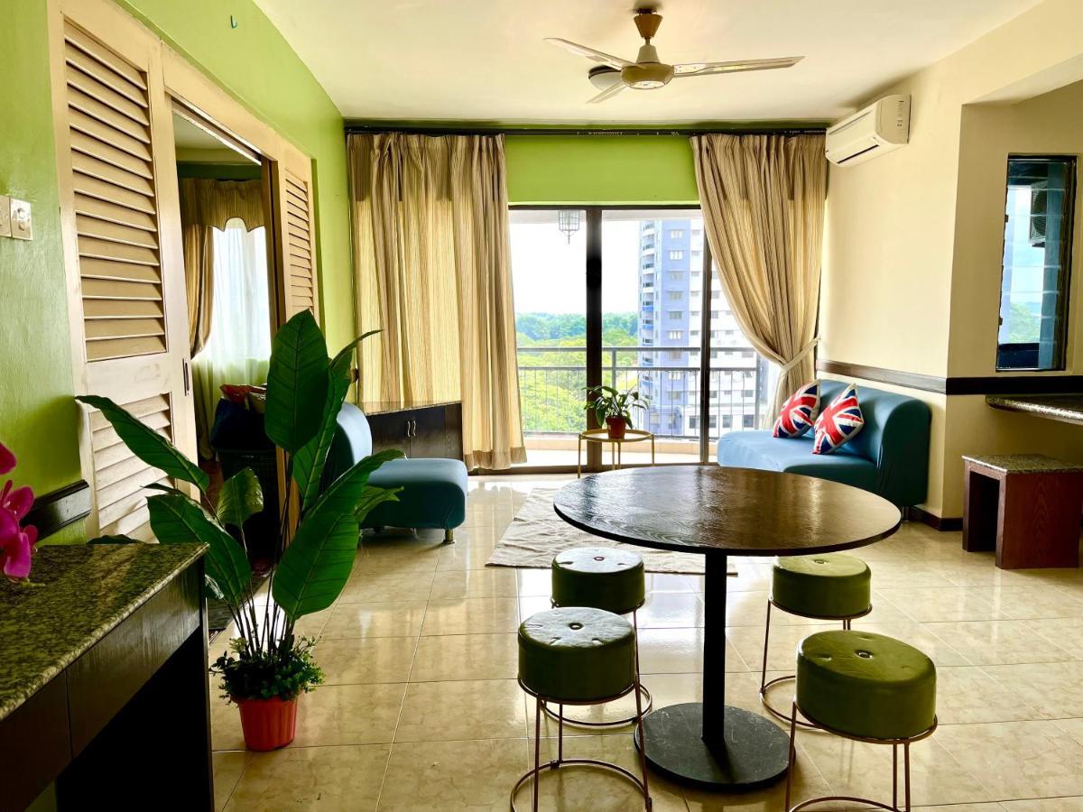 Appartement Dsavoy Afamosa Melaka Extérieur photo
