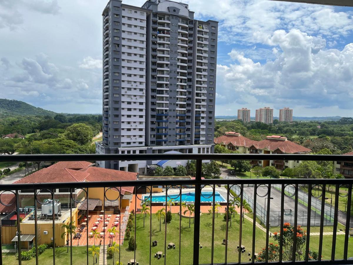 Appartement Dsavoy Afamosa Melaka Extérieur photo